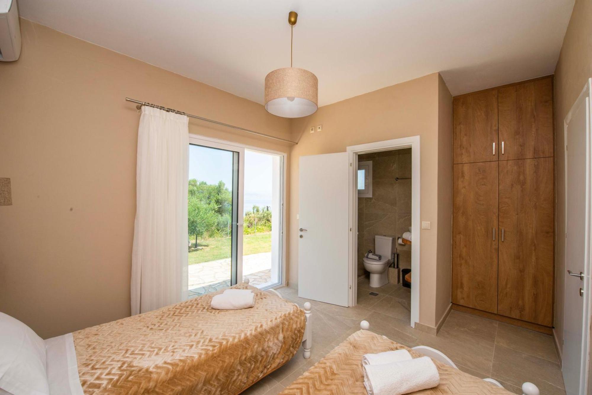 Astrakeri Sea Side Hill Apartment Luaran gambar