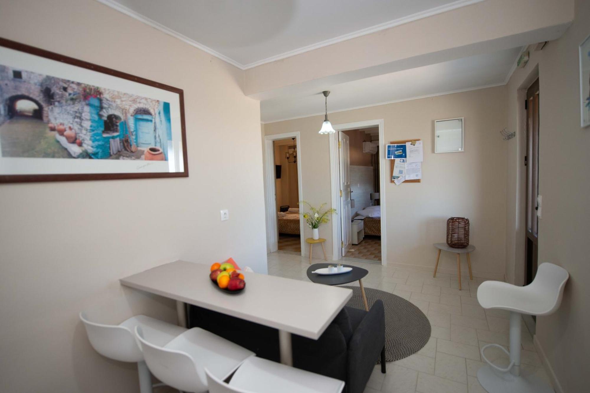 Astrakeri Sea Side Hill Apartment Luaran gambar