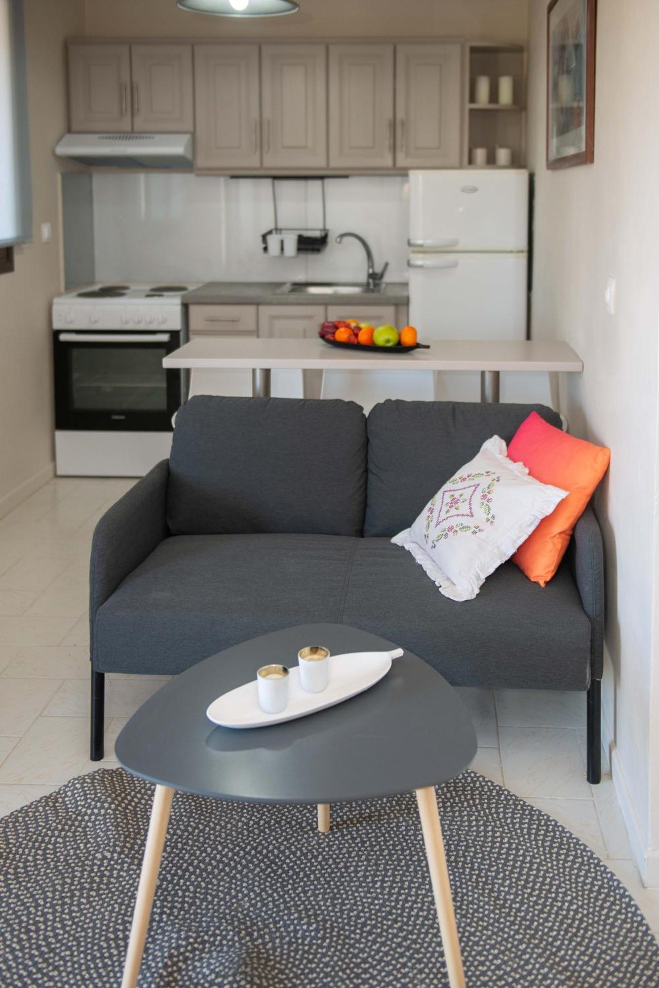 Astrakeri Sea Side Hill Apartment Luaran gambar