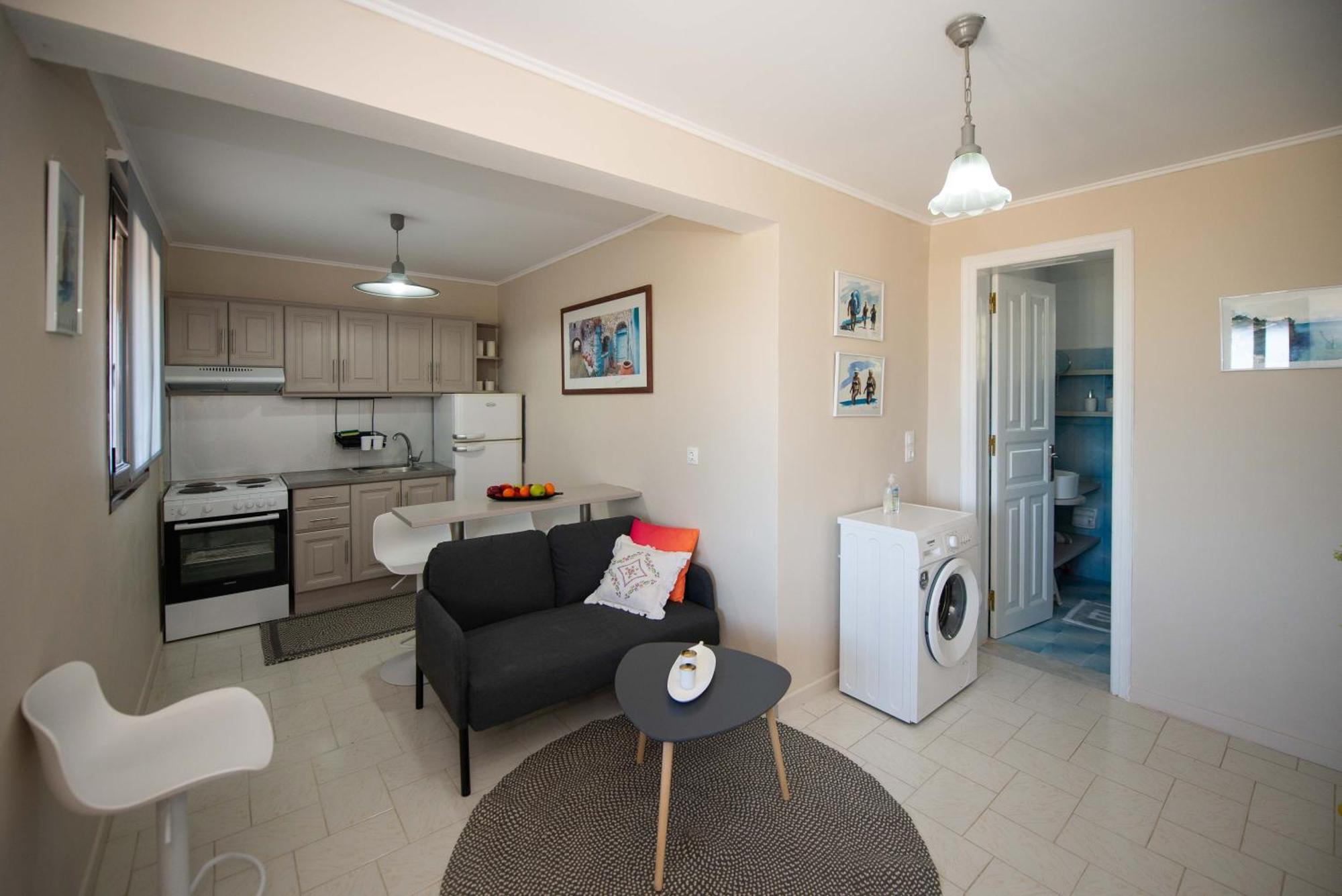 Astrakeri Sea Side Hill Apartment Luaran gambar