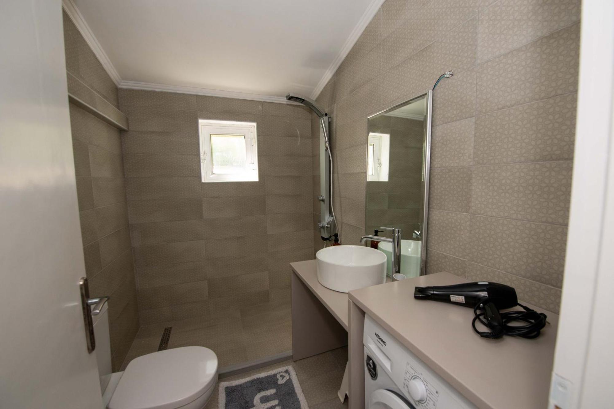 Astrakeri Sea Side Hill Apartment Luaran gambar